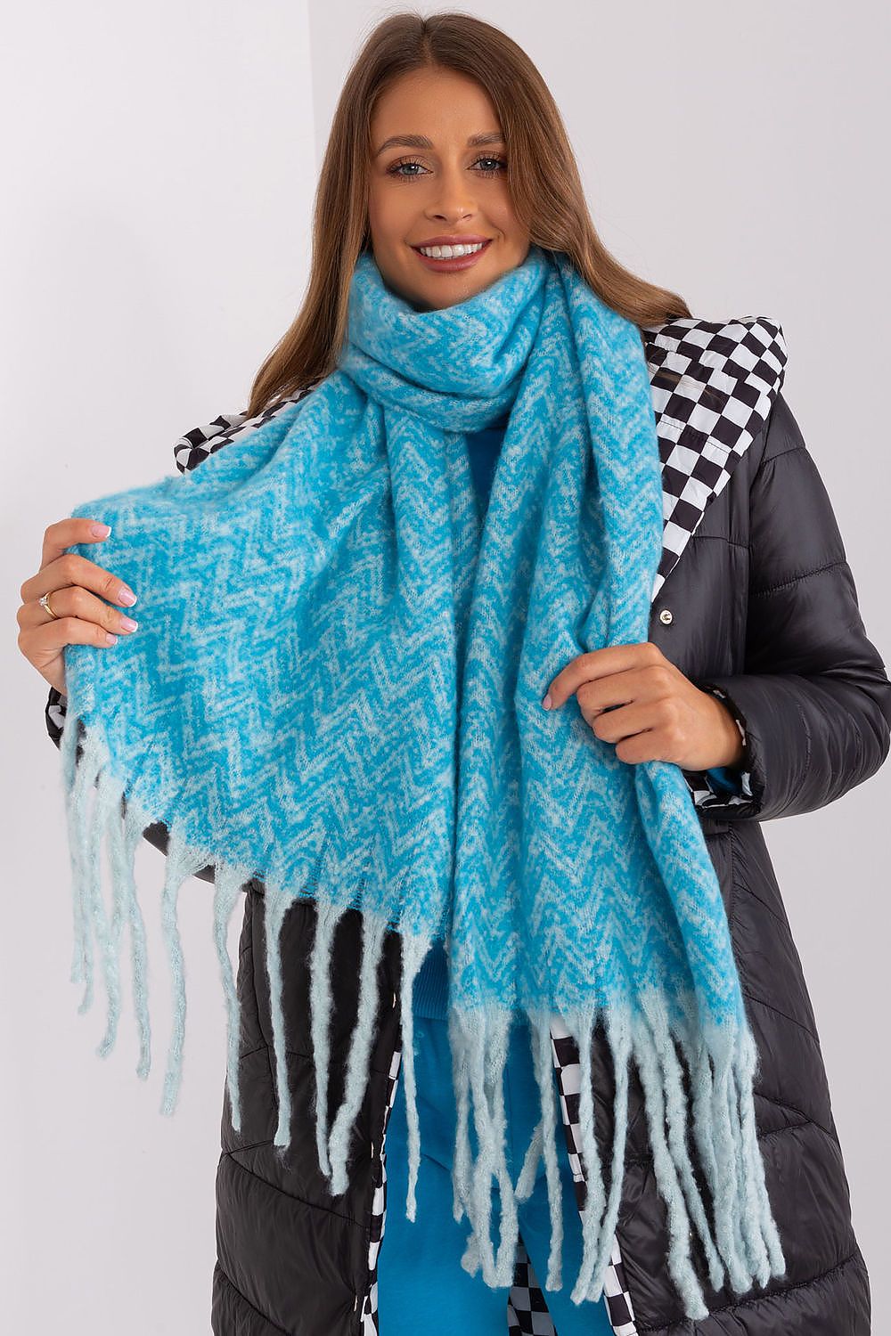 Schal model 189246 Wool Fashion Italia