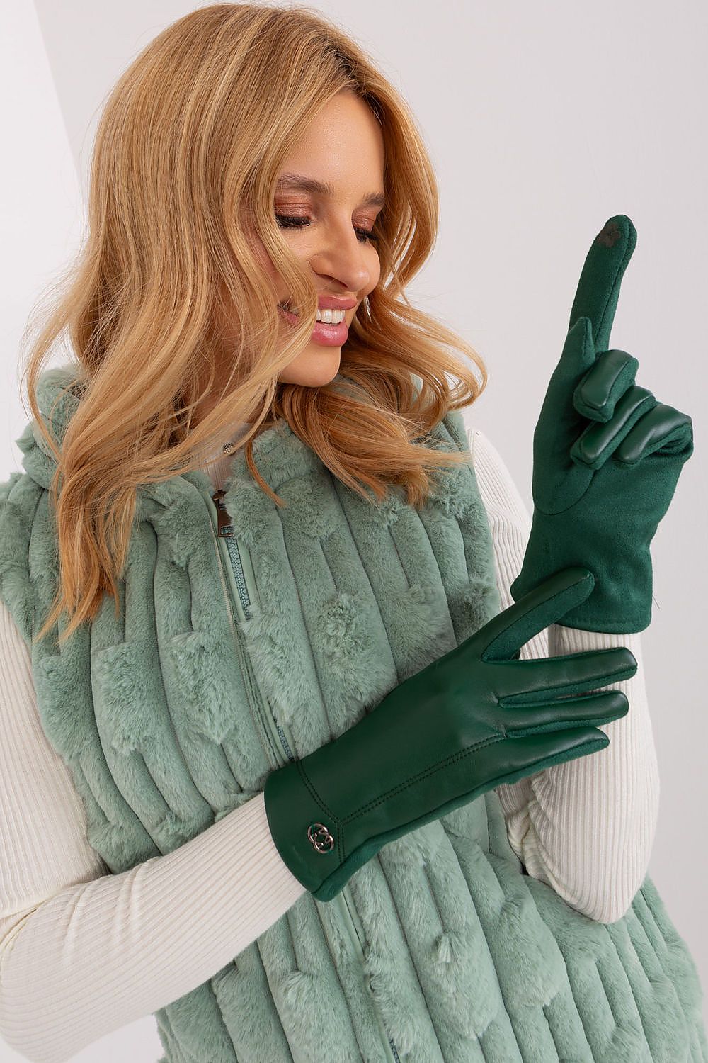 Handschuhe model 190850 Wool Fashion Italia