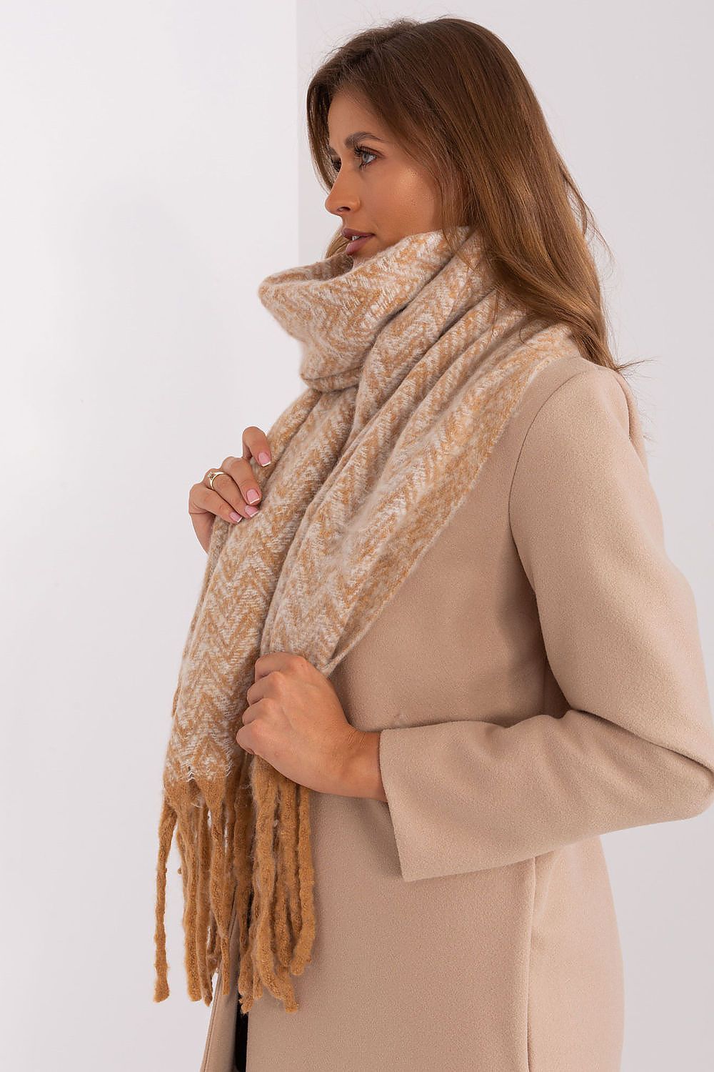 Schal model 205970 Wool Fashion Italia