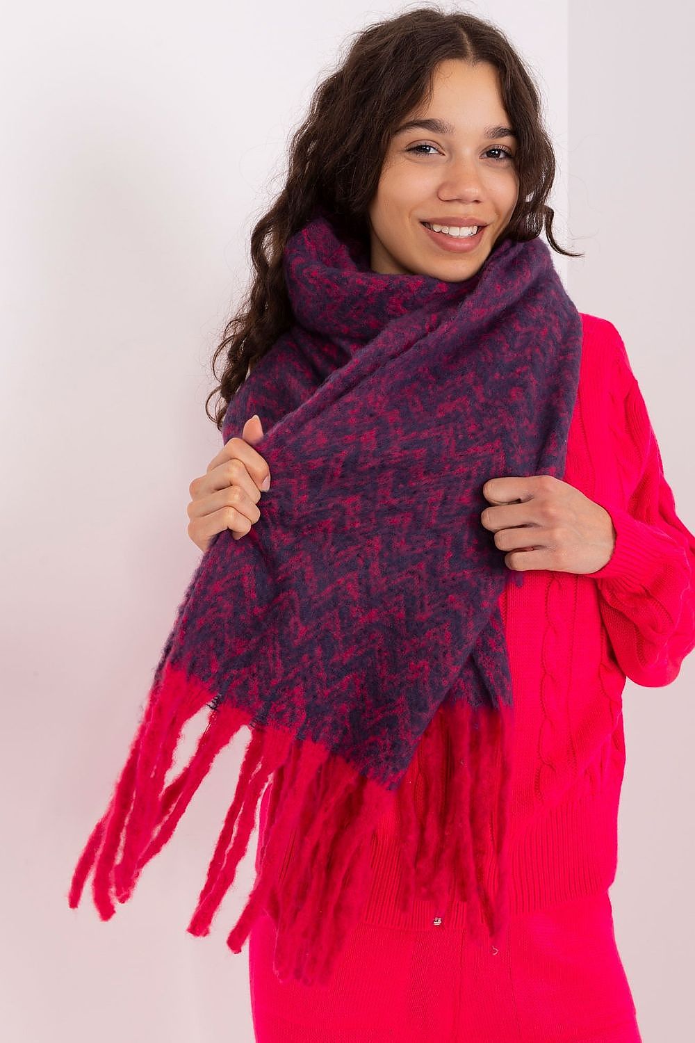 Schal model 205971 Wool Fashion Italia