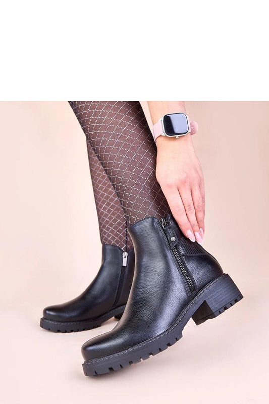 Stiefeletten mit Absatz model 221011 Solea