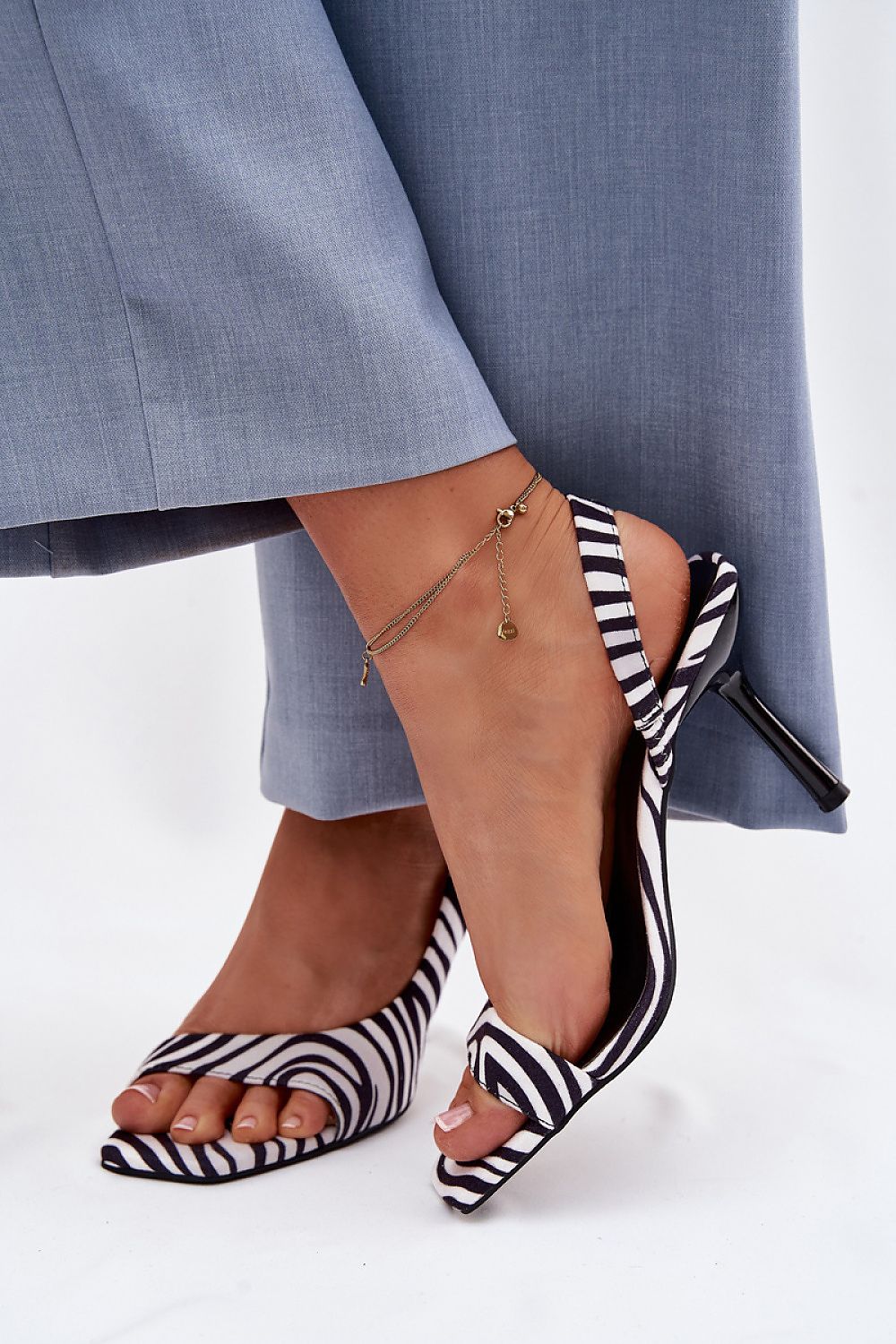 Sandalen mit Absatz model 225630 Step in style