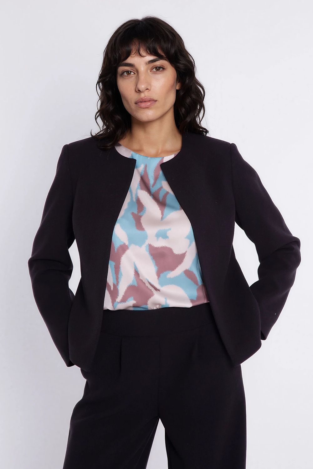 Jacke model 225821 Nife