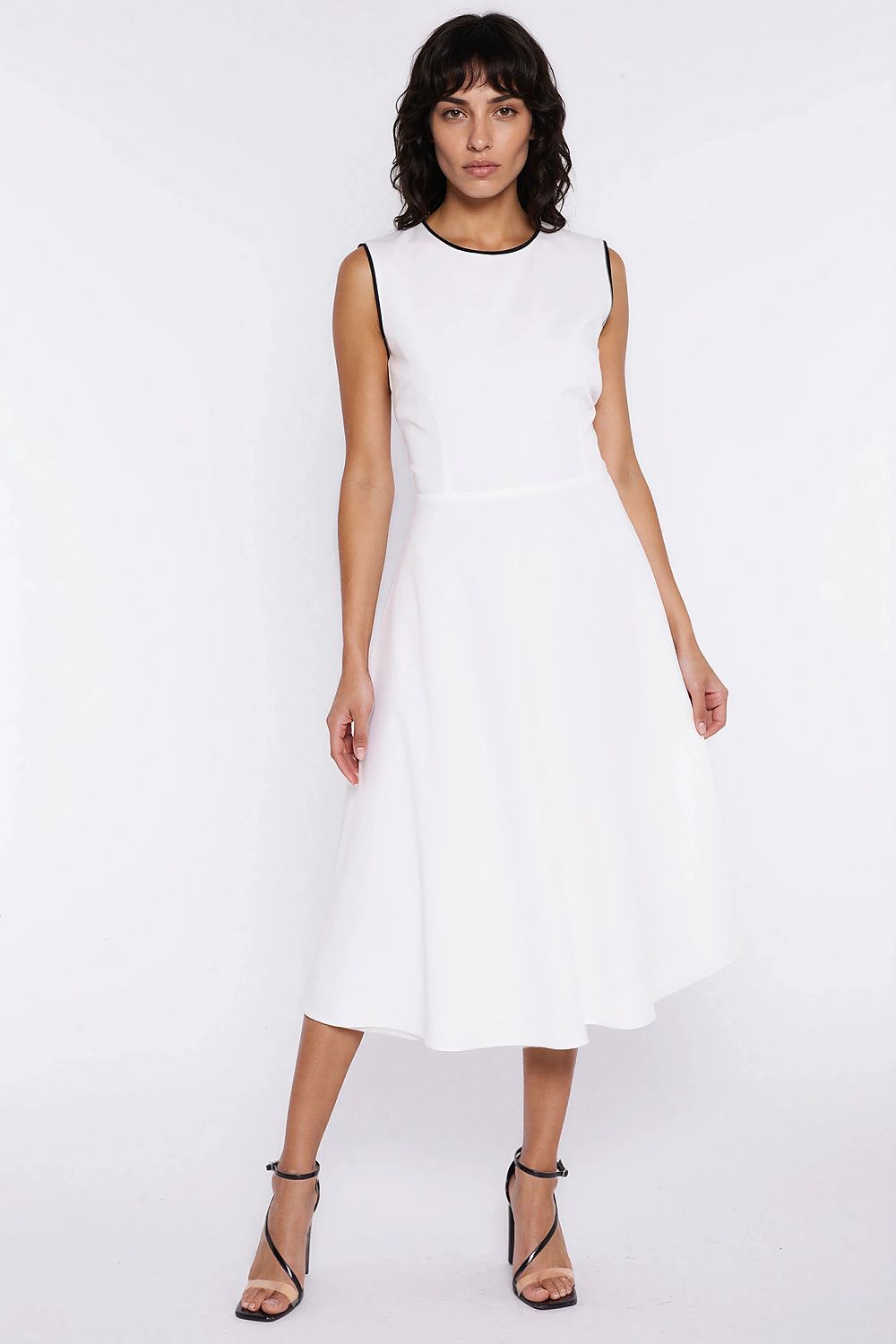 Alltagskleid model 225827 Nife