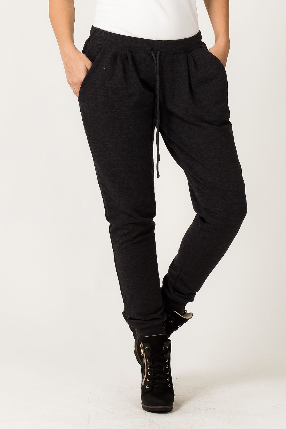 Sportanzug Hosen model 36110 Tessita