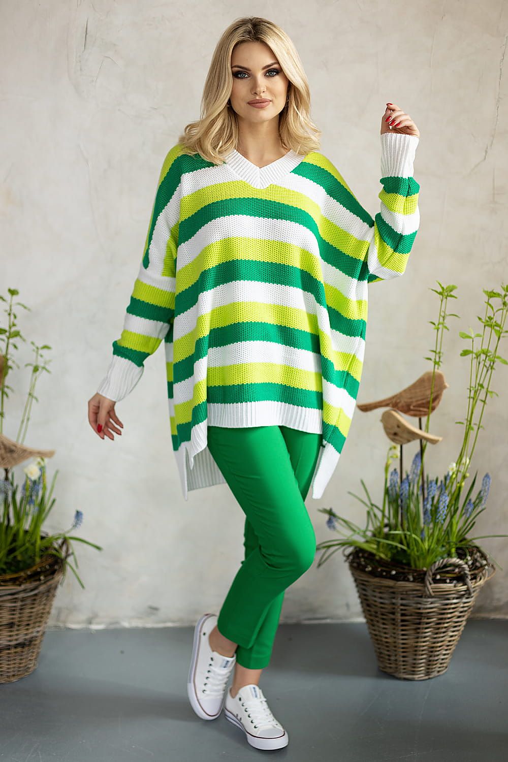 Pullover model 178647 PeeKaBoo