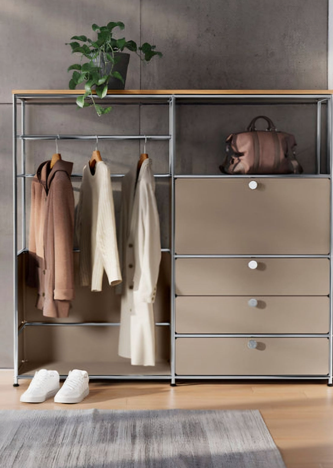 Capsule Wardrobe