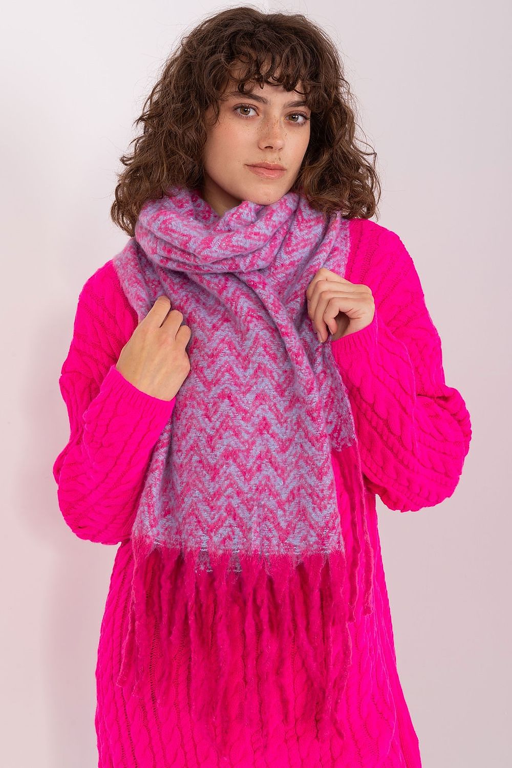  Schal model 189232 Wool Fashion Italia 