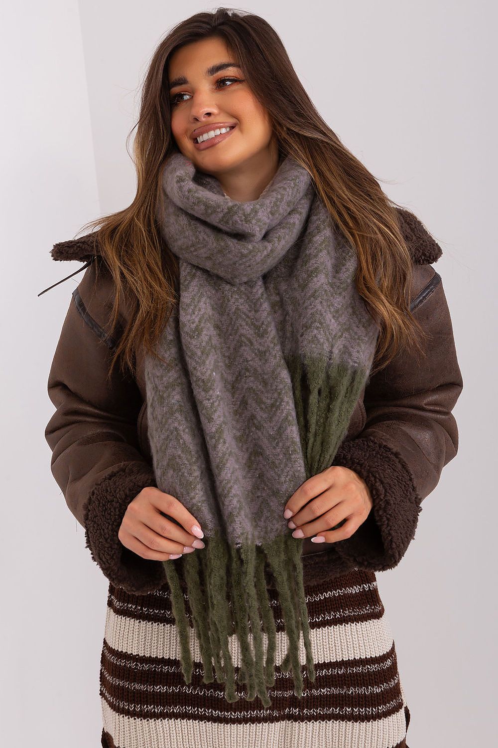  Schal model 189236 Wool Fashion Italia 