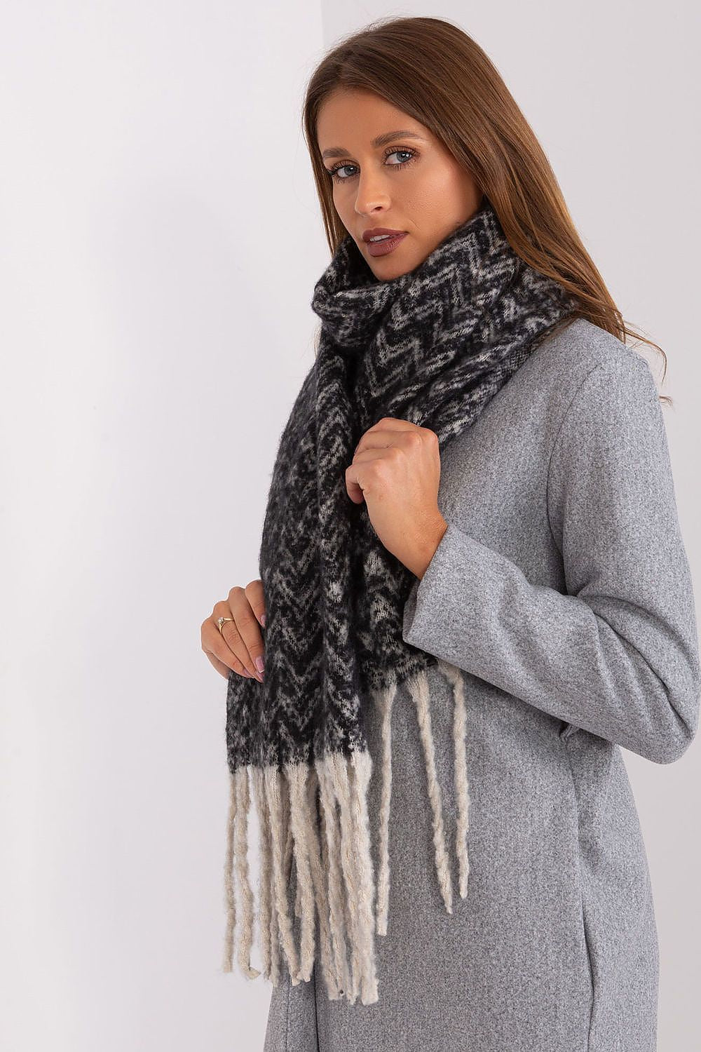  Schal model 189245 Wool Fashion Italia 