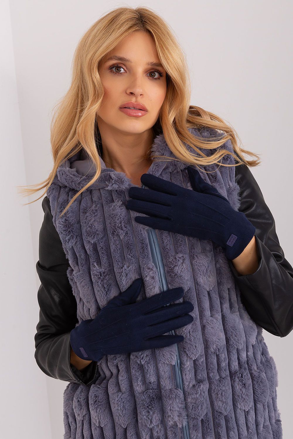  Handschuhe model 190802 Wool Fashion Italia 