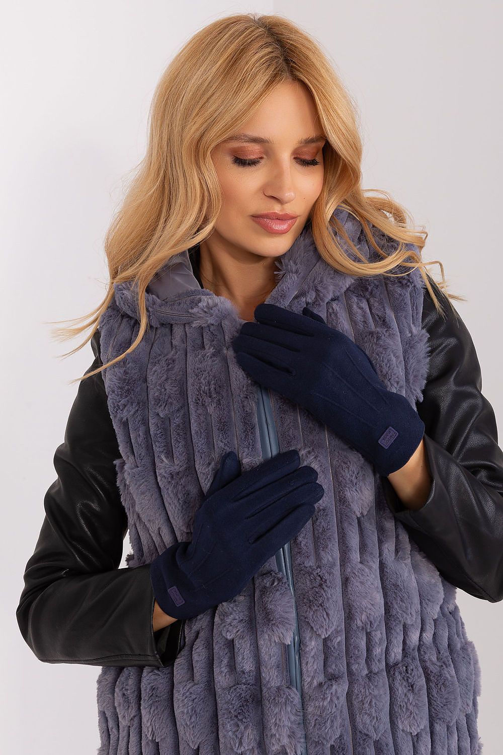  Handschuhe model 190802 Wool Fashion Italia 