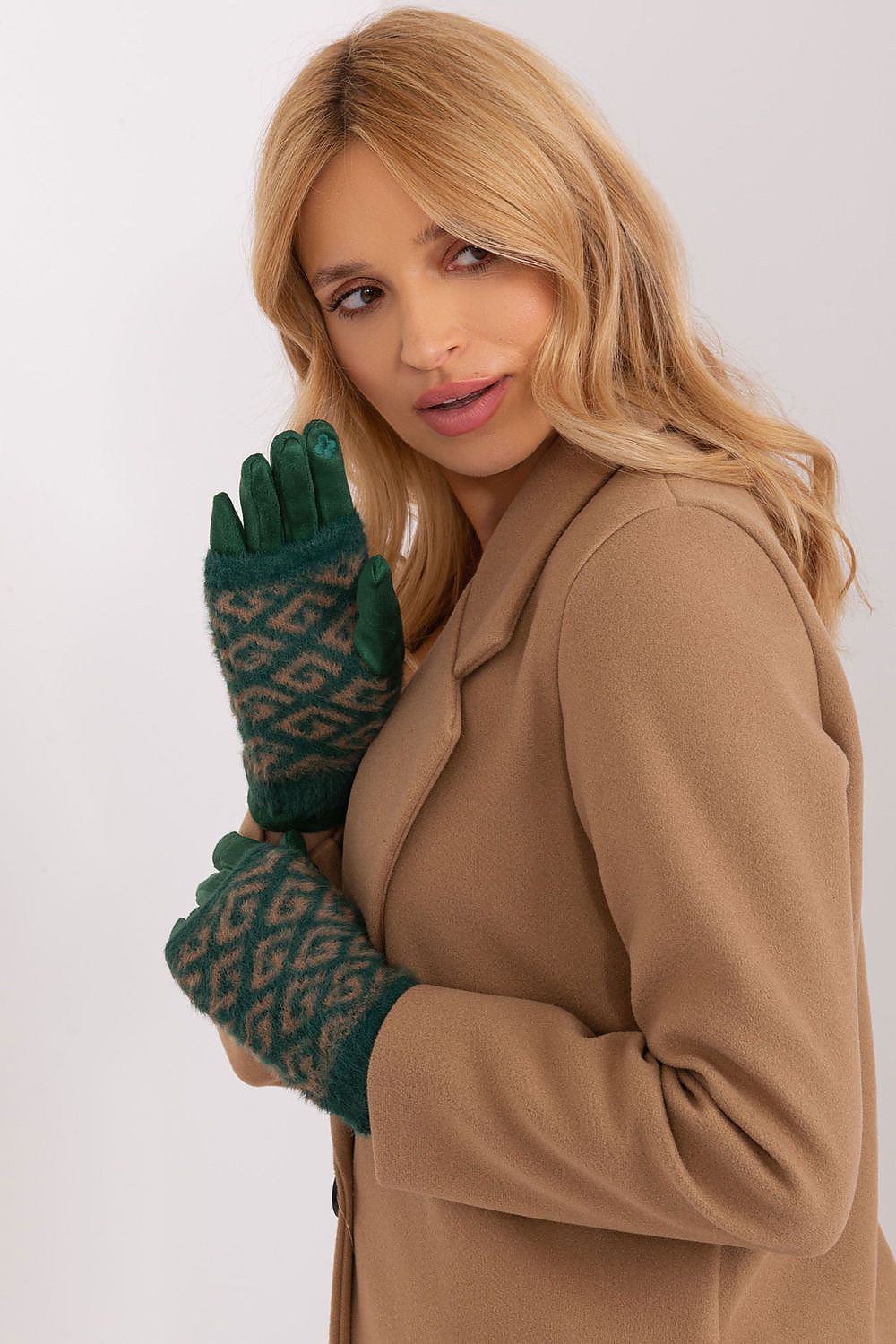  Handschuhe model 190807 Wool Fashion Italia 