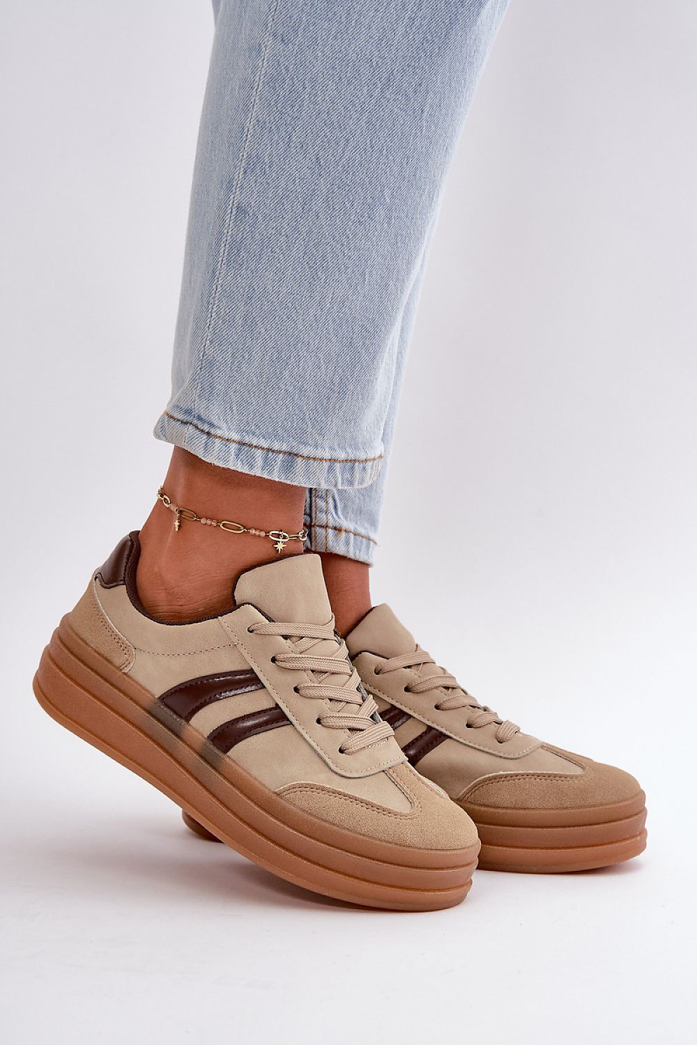  Sportliche Schuhe auf Plattform model 199172 Step in style 