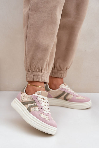  Sportliche Schuhe auf Plattform model 205951 Step in style 