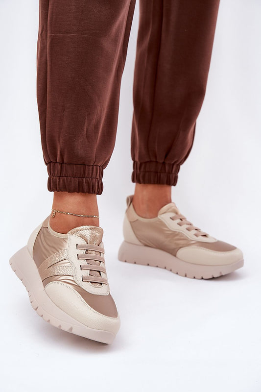  Sportliche Schuhe auf Plattform model 209468 Step in style 