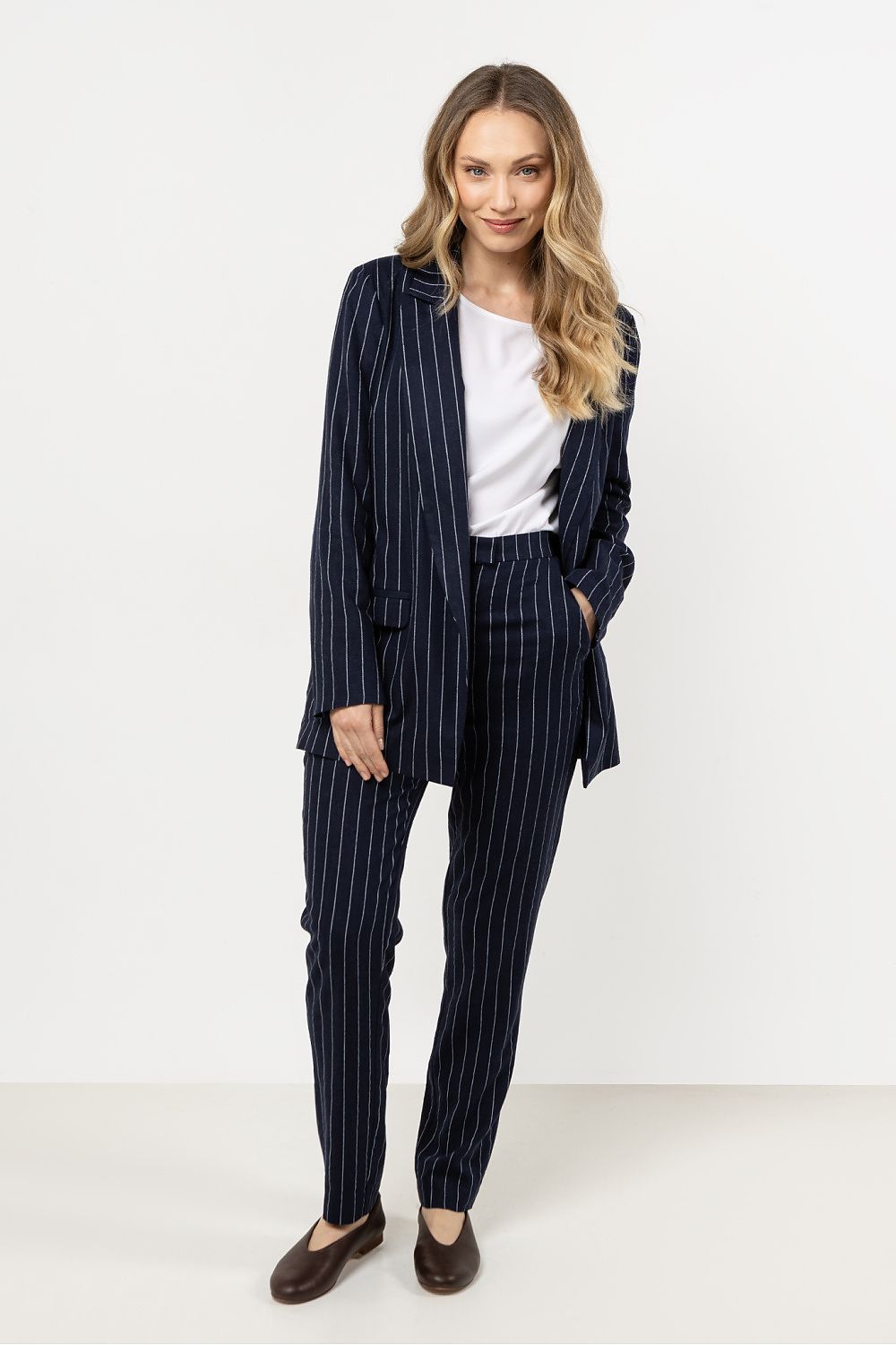  Damen Hose model 212184 awama 