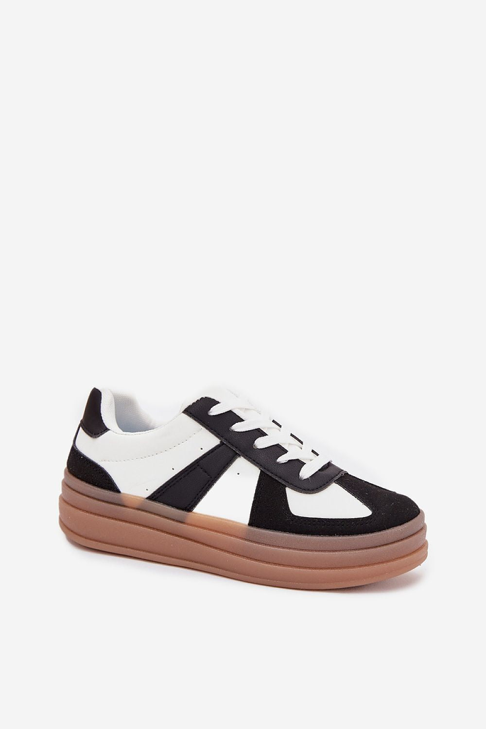  Sportliche Schuhe auf Plattform model 216422 Step in style 