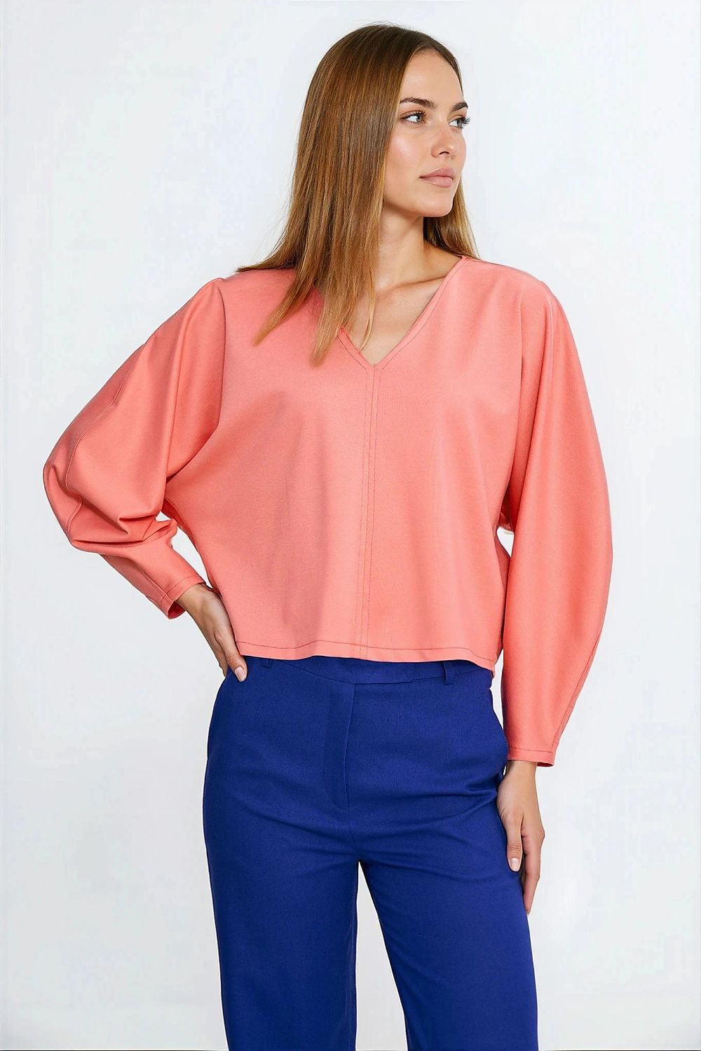  Bluse model 221717 Nife 