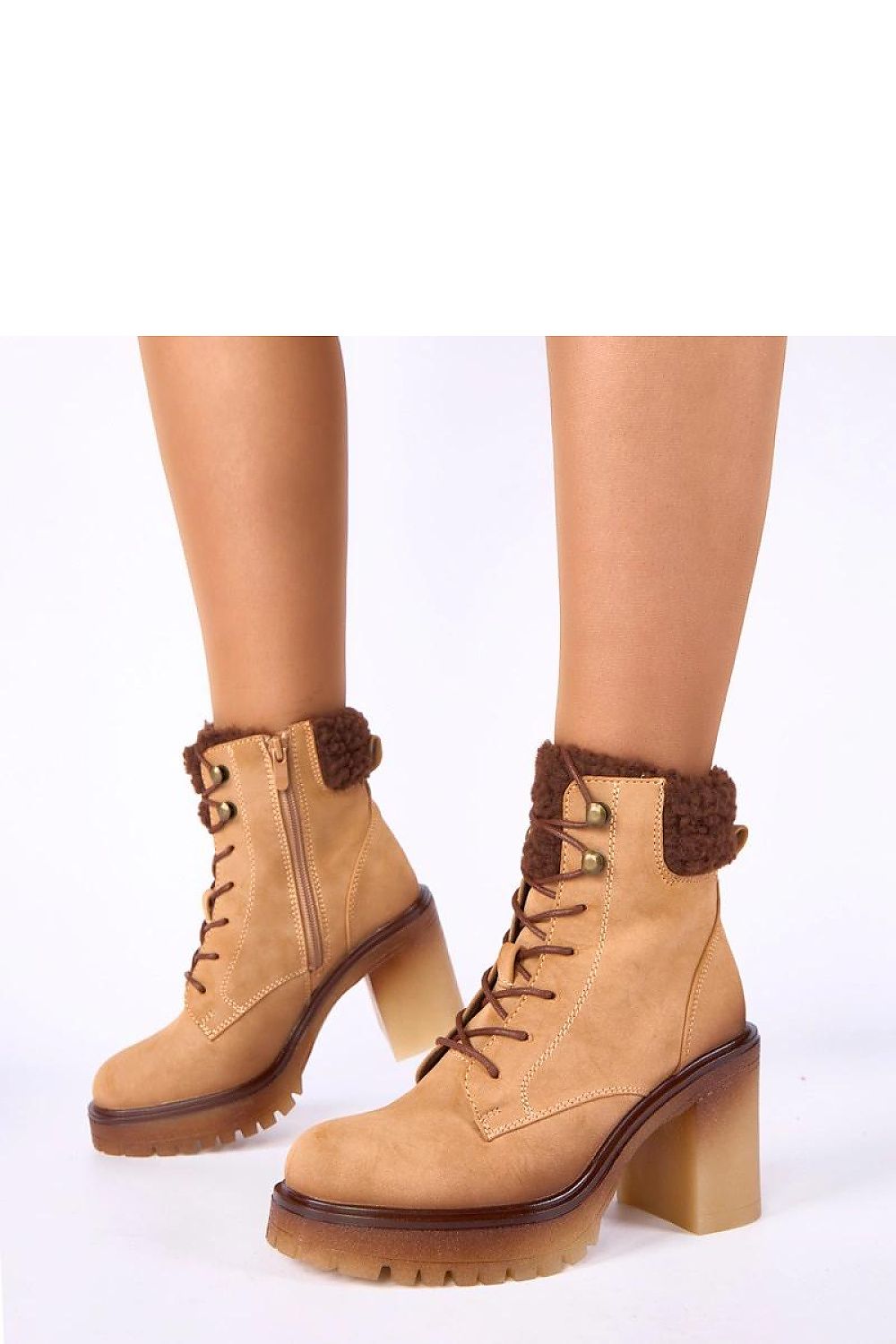  Stiefeletten mit Absatz model 222346 Solea 