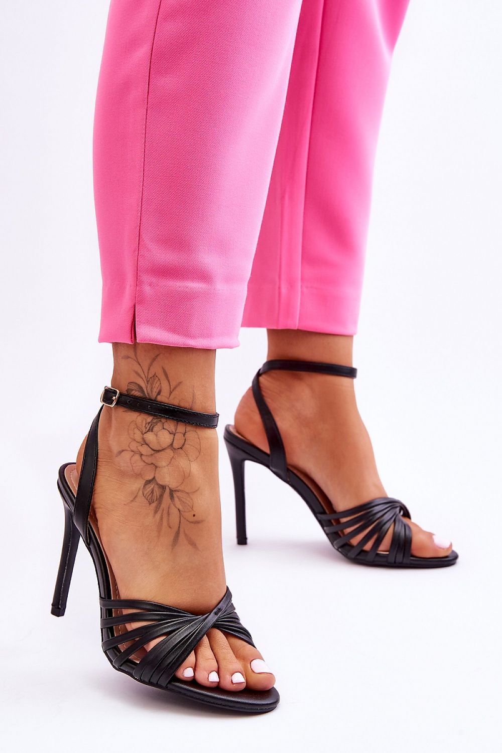 Schwarze High-Heel-Sandaletten mit Stiletto-Absatz